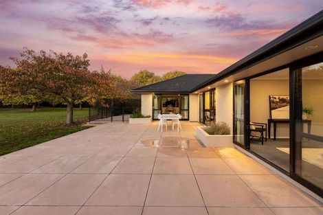 Photo of property in 290 Queen Elizabeth Ii Drive, Mairehau, Christchurch, 8052