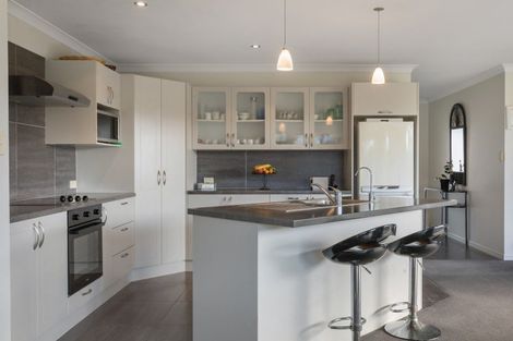 Photo of property in 8 Kasey Josh Place, Katikati, 3129