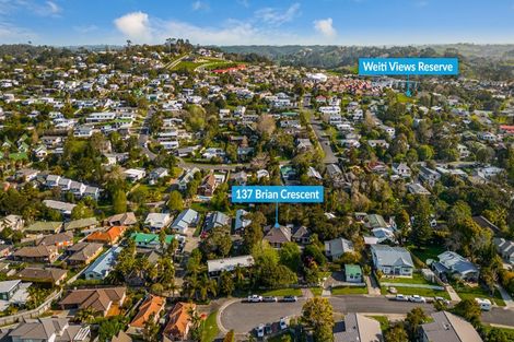 Photo of property in 137 Brian Crescent, Stanmore Bay, Whangaparaoa, 0932