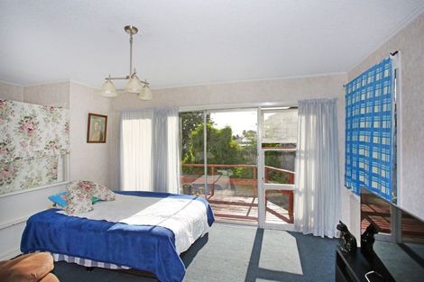 Photo of property in 33 Tairere Crescent, Rosehill, Papakura, 2113