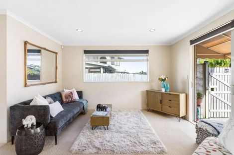 Photo of property in 56a Florence Avenue, Orewa, 0931