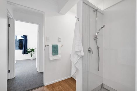 Photo of property in 2/65 Northgate, Strandon, New Plymouth, 4312