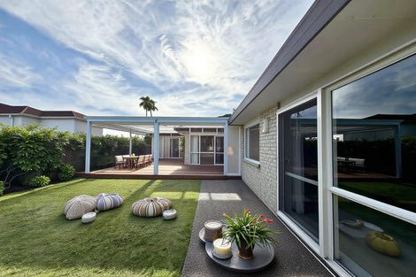 Photo of property in 12 Adrigole Place, East Tamaki, Auckland, 2013