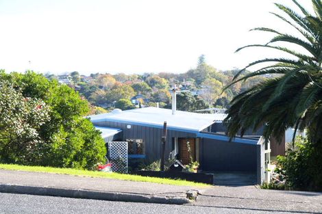 Photo of property in 108 Litten Road, Cockle Bay, Auckland, 2014