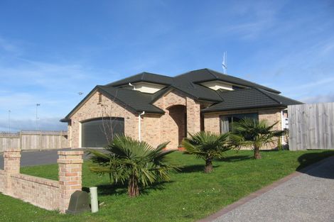 Photo of property in 17 Nottingham Drive, Hamilton East, Hamilton, 3216