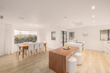 Photo of property in 266 Major Hornbrook Road, Mount Pleasant, Christchurch, 8081