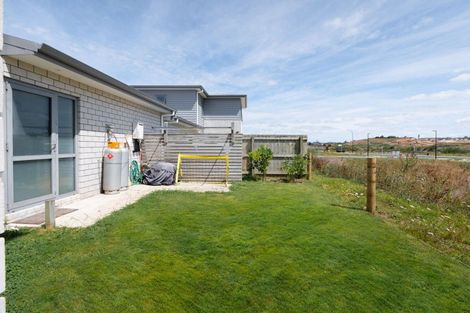 Photo of property in 2/46 North Ridge Drive, Rototuna North, Hamilton, 3281