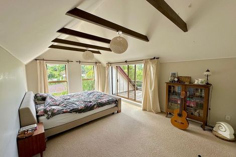 Photo of property in 74 Cheriton Road, Mellons Bay, Auckland, 2014