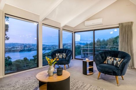 Photo of property in 55 Kahu Road, Paremata, Porirua, 5024