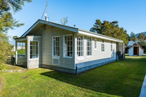 Photo of property in 6 Koura Street, Turangi, 3334