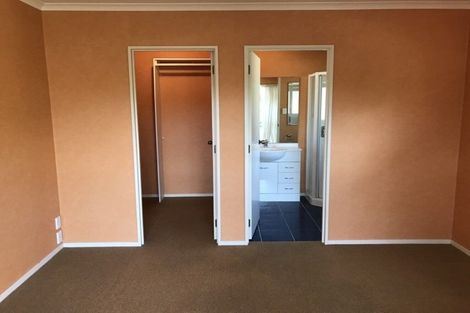 Photo of property in 7 Ironstone Place, Randwick Park, Auckland, 2105