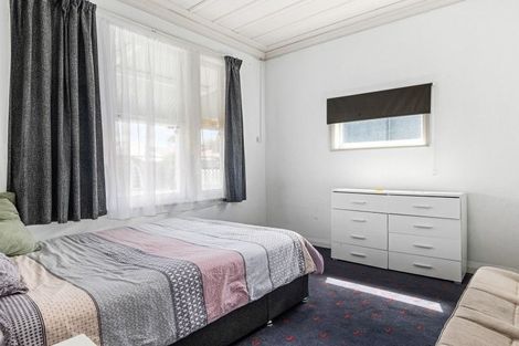 Photo of property in 61 Wesley Street, South Dunedin, Dunedin, 9012