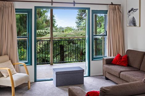 Photo of property in 130 Opanuku Road, Henderson Valley, Auckland, 0612