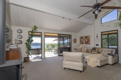 Photo of property in 77 Grange Road, Hahei, Whitianga, 3591