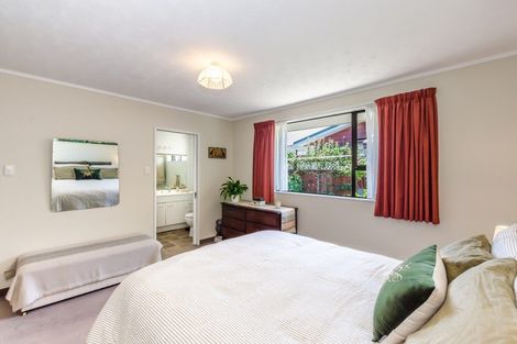 Photo of property in 45 Belvedere Avenue, Waikanae, 5036