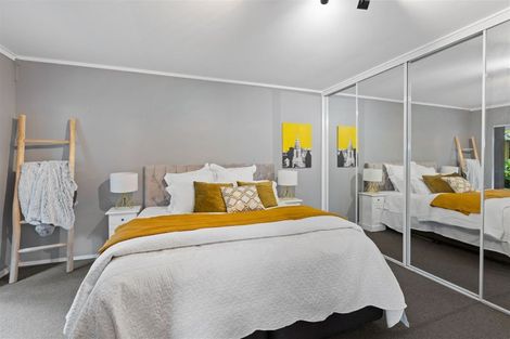 Photo of property in 2/36 Greendale Spur, Glenfield, Auckland, 0629