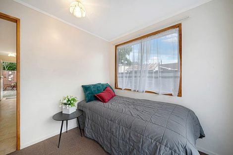 Photo of property in 3/1a Divich Avenue, Te Atatu South, Auckland, 0610