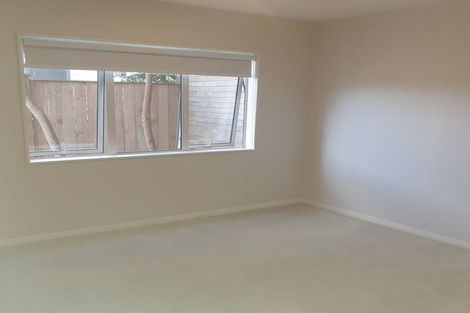 Photo of property in 28 Golden Morning Drive, Albany Heights, Auckland, 0632