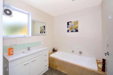 Photo of property in 27 Earls Road, Saint Clair, Dunedin, 9012