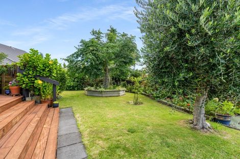 Photo of property in 102 Mark Street, Whangamata, 3620