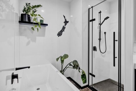 Photo of property in 21 Tainui Terrace, Inglewood, 4330