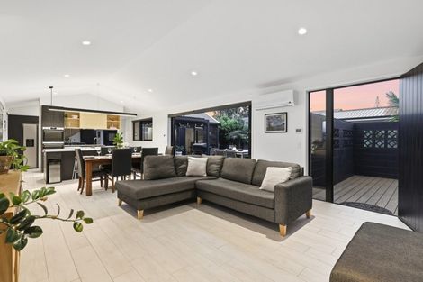 Photo of property in 8 Motiti Road, Papamoa Beach, Papamoa, 3118