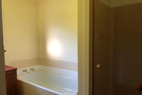 Photo of property in 10 Tullamore Way, Johnsonville, Wellington, 6037