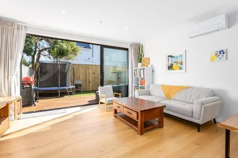 Photo of property in 16a Inglis Street, Seatoun, Wellington, 6022