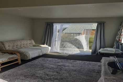 Photo of property in 72 Stanmore Bay Road, Stanmore Bay, Whangaparaoa, 0932