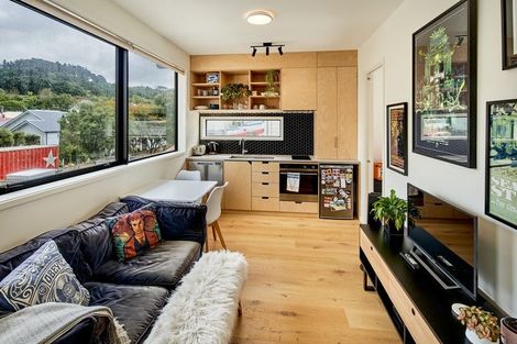 Photo of property in 1 Post Office Avenue, Berhampore, Wellington, 6023