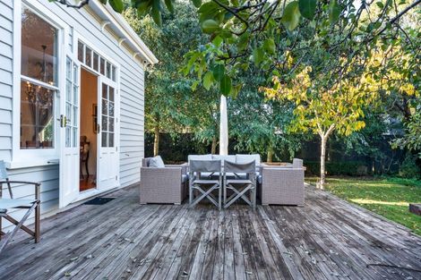 Photo of property in 93 Kuratawhiti Street, Greytown, 5794