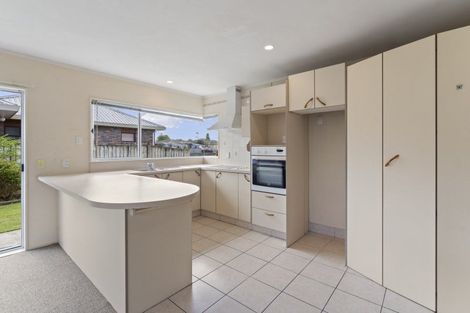 Photo of property in 17a Carlisle Street, Levin, 5510