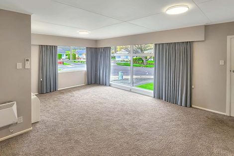 Photo of property in 2 Ferretti Grove, Avalon, Lower Hutt, 5011