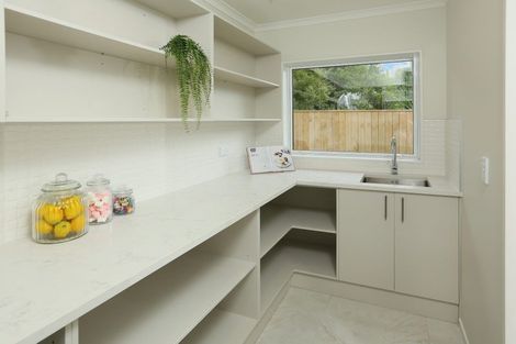 Photo of property in 679a Swanson Road, Swanson, Auckland, 0612