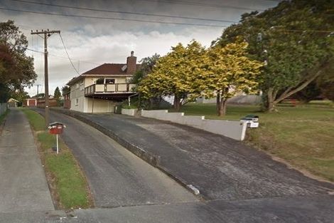 Photo of property in 1/10 Bishop Street, Green Bay, Auckland, 0604