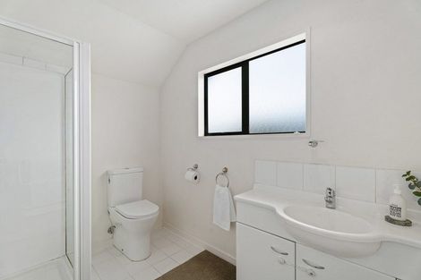 Photo of property in 4 Baker Grove, Wanaka, 9305