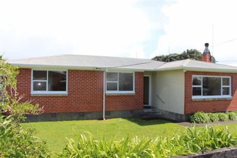 Photo of property in 74 Gover Street, New Plymouth, 4310
