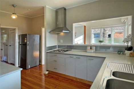 Photo of property in 16 Churchill Street, Kensington, Whangarei, 0112