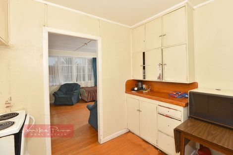 Photo of property in 5 Pukemiro Road, Te Kamo, Whangarei, 0112