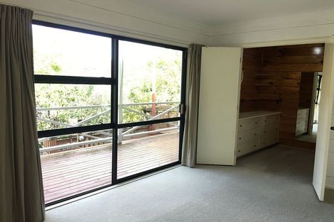 Photo of property in 11 Kereru Grove, Greenhithe, Auckland, 0632