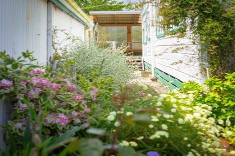 Photo of property in 28 Wilson Street, Waverley, 4510