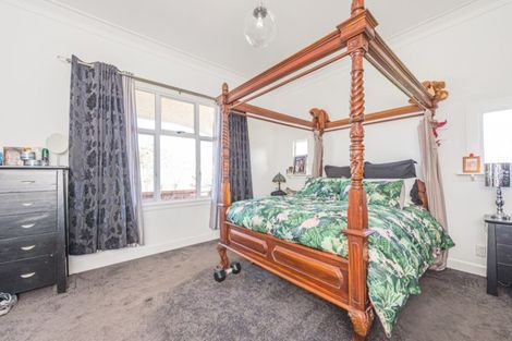 Photo of property in 12 Carlton Avenue, Gonville, Whanganui, 4501