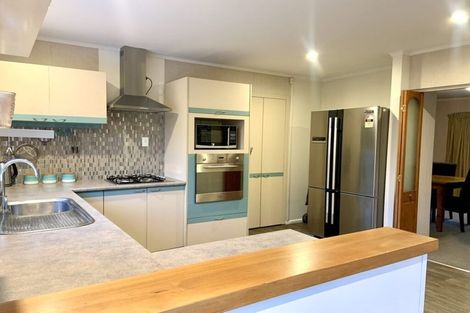 Photo of property in 13 Nutfield Lane, Cashmere, Christchurch, 8022