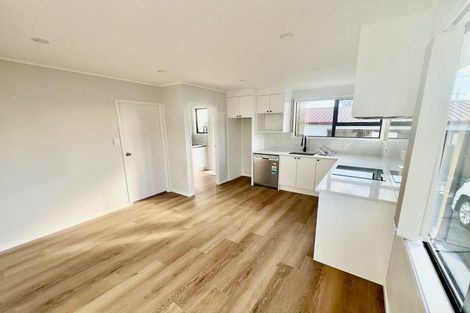 Photo of property in 27 Dissmeyer Drive, Clover Park, Auckland, 2019