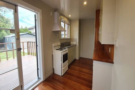 Photo of property in 17 Grosvenor Street, Redwood, Christchurch, 8051