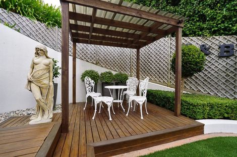 Photo of property in 7b Saint Andrews Terrace, St Andrews, Hamilton, 3200