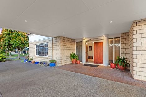 Photo of property in 36 Santa Barbara Drive, Papamoa Beach, Papamoa, 3118