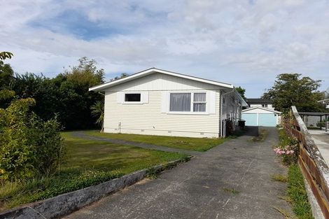 Photo of property in 64 Newcastle Street, Hokowhitu, Palmerston North, 4410