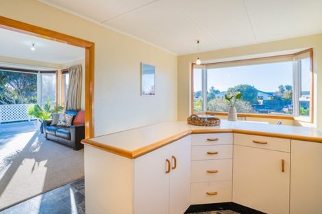 Photo of property in 20 Rutherford Drive, Waikanae Beach, Waikanae, 5036