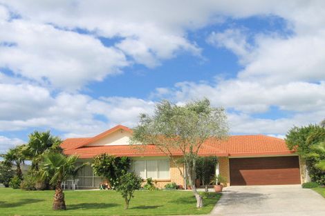 Photo of property in 1 Larisa Grove, Papamoa Beach, Papamoa, 3118